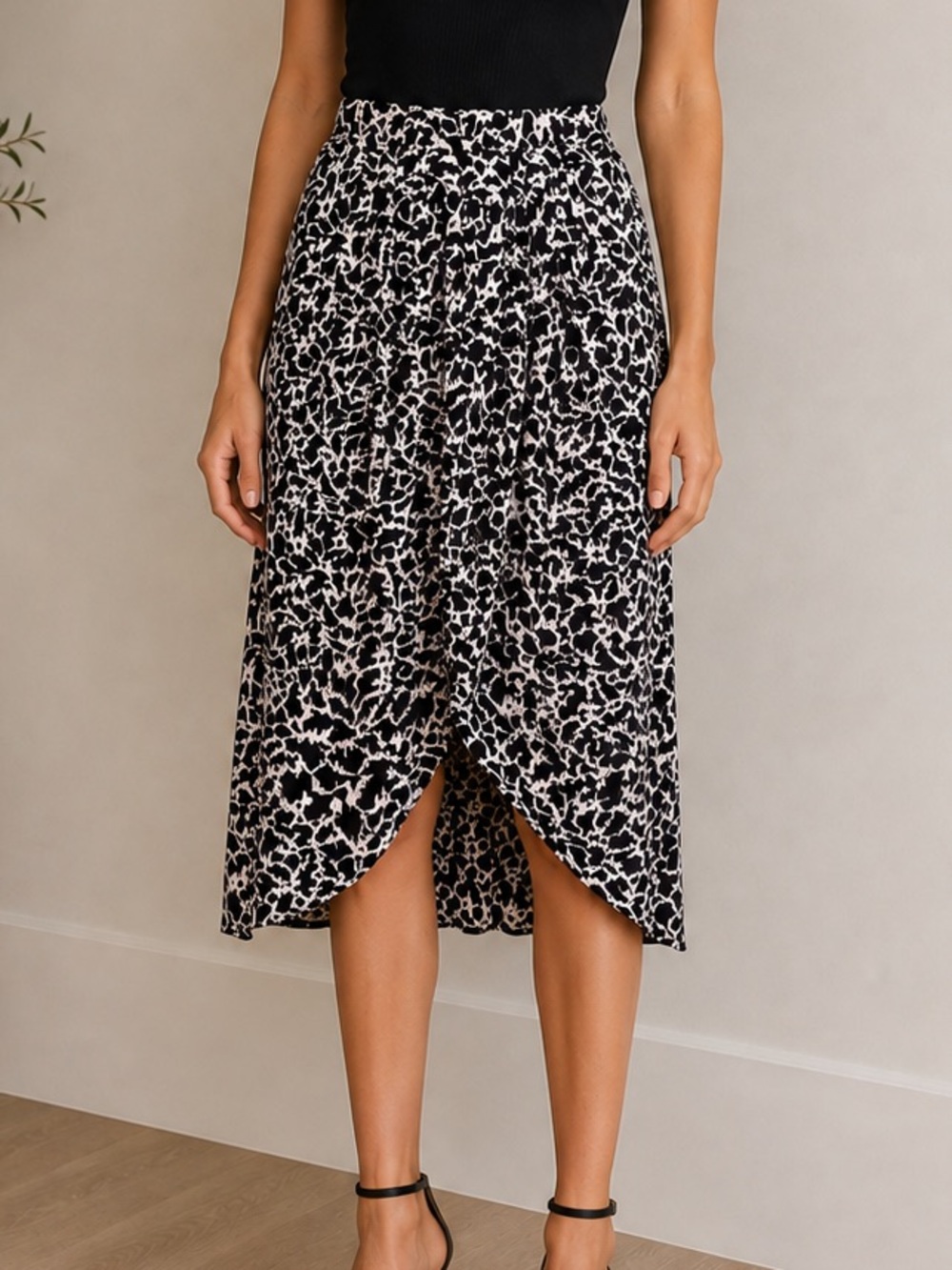 Isabel Marant Etoile Siasi Black & Ivory Printed Midi Skirt (Size FR 42 / US 10)
